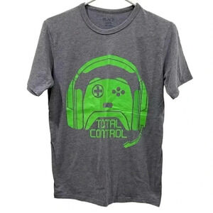 Place T-shirt